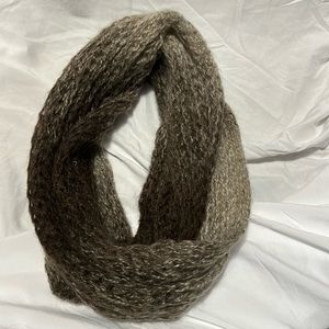 Knitted ombré scarf—OS